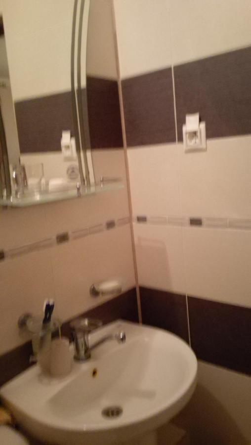 Гостевой дом Guest House Aphyn Leto Гагра