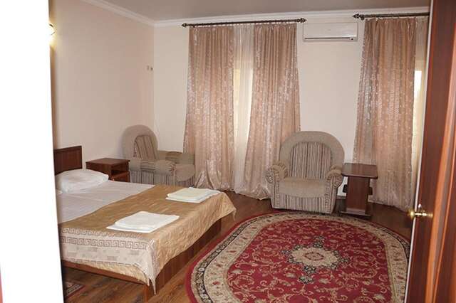 Гостевой дом Guest House Aphyn Leto Гагра-34